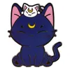 Broşlar kawaii kedi karikatür anime sert emaye pimleri sırt çantası rozeti takı giysileri aksesuarları doğum günü hediyesi