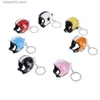 Keychains Lanyards 1 PCS Motorcykel Creative Safety Helmet Keychain Car Auto Decoration Pendant Classic Key Ring Trim Q240201