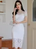 Sukienki imprezowe Elegancka sukienka Summer Koreańska wersja Biała koronkowa seksowna perspektywa siatkowa stojak kołnierz z tyłu osłona wysokiej talii