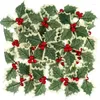Kwiaty dekoracyjne Boże Narodzenie Holly Liść sztuczne czerwone jagody z zielonymi liśćmi
