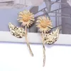 Kolczyki Dangle 2024 Za Golden Daisy Flowers w kształcie metalowej kobiety biżuteria afrykańska vintage punk