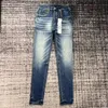 Lila Jeans, blaue Herren-Loch-Jeans, Risse, zerrissen, Hip-Hop, gerade ausgewaschen, alte lange Jeans, Mode, Y2