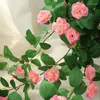 Kwiaty dekoracyjne jedwabny kwiat róży winorośl zielona roślina liście sztuczna liście sznur ślub girlandy wiszące domowe dekoracja ogrodu