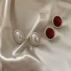 Boucles d'oreilles élégantes vin rouge ovale grande perle pour femmes rondes rétro palais coréen haute art tempérament déclaration bijoux de mode