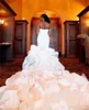 2024 luxo querida sereia vestidos de casamento vestidos de noiva em cascata babados em camadas catedral trem cetim plus size africano nigeriano fishtail robe de mariee
