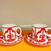 ヨーロッパのエスプレッソカップ骨中国コーヒーソーサーセットラグジュアリーセラミックマグトップグレード磁器茶カップカフェパーティードリンクウェア2609