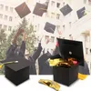 Geschenkpapier 50 Stück schwarze Bachelor-Hut-Kappen-Süßigkeitsbox für Abschluss-Keks-Verpackungsboxen Tasche 2024 Grad-Glückwunsch-Party-Zubehör