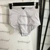 Sexy bikiniset zomerbeha's lingerie klassieke badge ontwerper badmode opgevulde meisjes tweedelige yoga trainingspakken