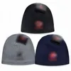 2024 مصمم قبعة قبعة فاخرة القبعة Kull Cap Winter للجنسين رسائل Cashmere غير الرسمية قبعات متماسكة في الهواء الطلق.