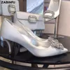 Décolleté da donna bianchi Designer Square Strass Tacco alto Luxury Punta a punta Scarpe da sposa in raso da donna Stiletto Big Size 43 240129