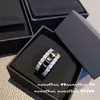 Bagues de cluster Bague de mariage de couleur argent de luxe pour femmes géométrique brillant AAAAA Zircon Charms Engagement de mariée 2024 Tendance