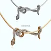 Chokers Nova Liga Retro Cristal Feminino Clavícula Cadeia Cobra Em Forma Pingente Colar YQ240201