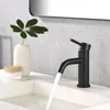 Rubinetti per lavandino del bagno Rubinetto nero opaco Miscelatore per lavabo moderno Maniglia monoforo Acciaio inossidabile Freddo / Raffreddato singolo