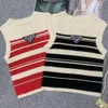 2024SS Women Vest Designer Tank Top Fashion Invertered Triangle Etikett Randig Camisole Casual Loose Sleeveless Stick Vest Tops