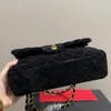 حقائب مصممة حقيبة Velor للنساء العلامة التجارية الشهيرة Crossbody حقيبة يد على ظهر الكتف الكلاسيكي