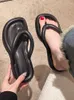 Tofflor 2024 sommar kvinnor tjock botten kil thong flip flops utomhus strand non slip sandaler inomhus plattform klipp tå bilder