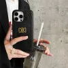 Mode lyxiga guldbokstäver telefonfodral täcker varumärke bokstav Phonecover för iPhone 15 Pro Max 14 All Inclusive Stockproof Mens Telefonfodral CHG24020221-3