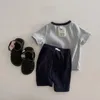 Kläderuppsättningar 2024 Baby Kort ärm T -skjorta Shorts 2st.