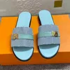 Slippers Platte Mule Slide Sandalen Metal Lock Dames Slippers Designer Schoenen Zomer Strand Platte Slipper Luxe Dennin Leer Comfortabele Slip-On Dames Luie Schoenen 35-40