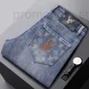 Jeans da uomo firmati Autunno e inverno europei Nuovo prodotto Qualità di fascia alta Grande mucca Slim Fit Piedi piccoli Pantaloni lunghi Trendy Youth 9GJZ