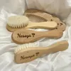 Fournitures de fête, cadeau souvenir gravé personnalisé pour bébé, ensemble de 3 brosses à cheveux et peignes en bois pour douche