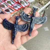 Naturalny niebieski Sodalite Anioła Bogini Cross Figurine Dift Mały leczenie Kryształowy kamień rzeźbiony Kolekcja rzeźby 1PCS 240123