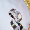 クラスターリングQinhuan Classic 1 Men for Men S925 S925 Sterling Silver with Platinum Plated Fine Jewelry Luxury Weddingbands Gift