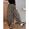 Kvinnors byxor 2024 Summer Thin Fashion Simple High midjeficka Casual Löst mångsidigt Leopardband Fötter Slim Sports Bloomers