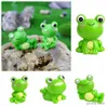 Action Toy Figures Funny Car Interior Decoration Kawaii Coffee Frog Action Figur Auto Center Console Ornament för bildekorationstillbehör