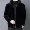 Vinterdesigner Mens Mink Fur Short Jacket med tillagd sammet och förtjockad lapelkrage Huven Faux gräsläger för män 595F