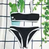 Suisses de survêtement pour femmes Swims de la marque de concepteur Solide Slit Susnten Bikini Sexy Fashion S413