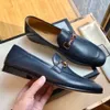 2024 Luxury Brand Penny Loafers män Casual Shoes Slip On Leather Designer Dress Big Size 38-45 Brogue Carving Loafer Driving Party