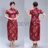 Rode sexy chinese trouwjurk qipao traditionele lange Cheongsam Vrouw Borduren Elegante Split Jurk Vrouwelijke Bloemen Cheongsam 240130