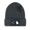 Beanie 2024 Autumn and Winter Unisex Sticked Wool Hat Classical Sports Cap Skull Caps Luxury Sticked Hat Craft Q-13