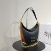 Populär lyxdesigner Bag kvinnors handväska fast färg läder fyrkantig hög kvalitet klassisk crossbody väska på väska med kedjebrev flera färger tillgängliga