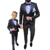 Erkekler Siyah Jaquard Düğün Erkekler için Zirve Yakası Blazer Setleri Özel Damat Smokin De Hombre Boda 3 Parça Ceket Yelek Pantolon