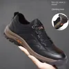 Män casual skor lyx varumärke på formella loafers mockasins italiensk svart man som kör 240124