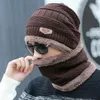 Siyah Şapka Eşarp İki Parçalı Kap Boyun Sıcak Kış Şapkası Örgü Kapaklar Erkekler Men's Örgü Kapağı Polar Örgü Şapkaları Kafa Kafa Beanies 253x