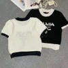 衣料品デザイナートップTシャツの女性Tシャツトップマンティーラウンドホロープルオーバー半袖編みTシャツレタープリントファッションレディース服