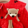 Daunenmantel 2024 Herbst- und Winterkleidung Kleines Mädchen Bärenpuppe bestickte Reversjacke Großhandel