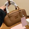 Sacos de ombro Bolsa Mulheres Tote Bolsa Designer Sacos Luxo Crossbody Messenger Bolsas Clássico Cor Sólida Carteira Zipper Viagem Duffle Totes Senhoras Pacote Preto