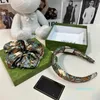 2024 mulheres acessórios de designer mulheres faixa de cabelo marca metal carta decoração floral headband scrunchie conjunto versátil acessórios de cabelo mulher jóias