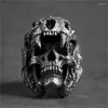 Cluster Rings Cool Fashion Boy Skull Knight Ring Smycken och Gothic Steampunk Men's Devil Party grossist