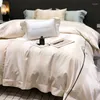 Conjuntos de cama Luz Luxo High-End Longo Grampo Algodão Quatro Peças Conjunto com Fio de Ouro Jacquard Quilt Capa Soft Botão Estilo Fronha