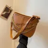 Shoulder Bags Popular niche design bag 2023 new womens bag versatile crossbody bag fashionable one shoulder bucket bagH2422