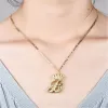 Colliers Échantillon Couche grande lettre Pendant couronne pendente or Gold Plated Personnalise Collier initial personnalisé pour les femmes / hommes Cadeau