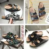 Designer de luxe Slippers femme sandales channeaux Chaussures femelles décontractées Mules Flats glissa