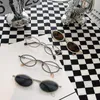 Gafas de sol Vintage Full Crystal Anti-Blue Light Eyeglasses para mujeres Aleación Pequeño Oval Rhinestone Brillante Marco de gafas transparentes