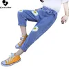 Детские модные джинсы, длинные брюки, брюки для девочек, классические джинсовые брюки с цветочной вышивкой, детские джинсы, весенне-осенние джинсы 240118