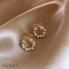 Crystal Earrings Stud Metal Pearl Ear Clips for Women Fashion Claw Earring Girls Elegant Trendy Jewelry Party Gift Yo00